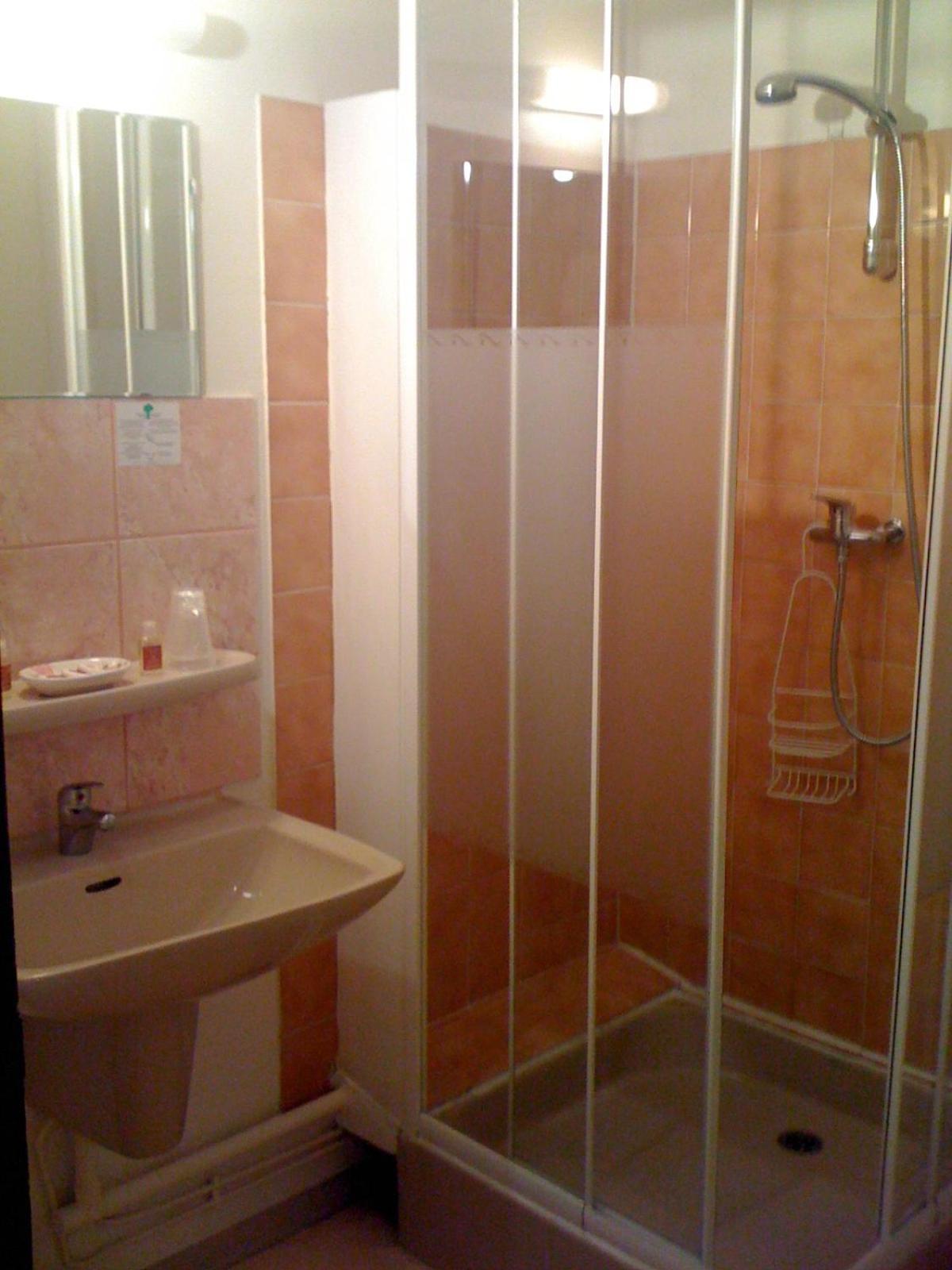 Hotel Du Centre Пиерлат Екстериор снимка