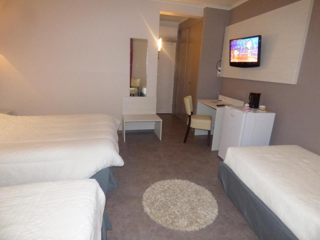 Hotel Du Centre Пиерлат Стая снимка