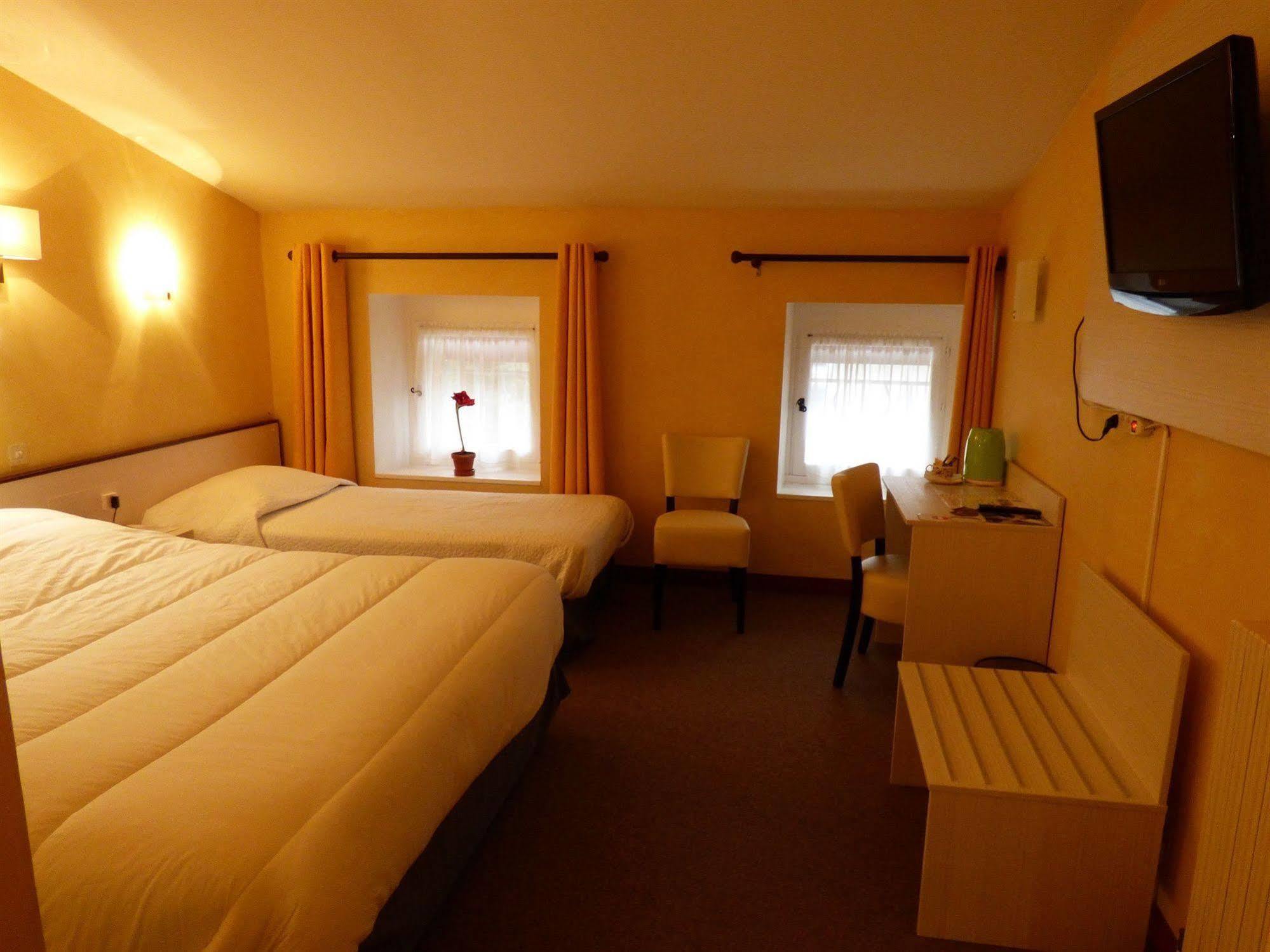 Hotel Du Centre Пиерлат Екстериор снимка